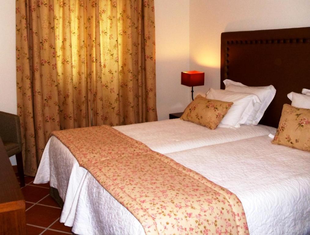 Hotel Casa Do Largo - Golega - Turismo De Habitacao Zimmer foto